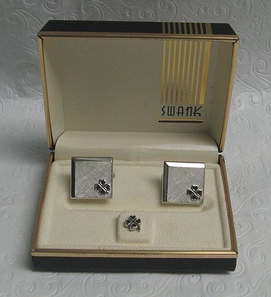 Classy 1960’s SWANK Four Leaf Clover Shamrock Cufflink and Tie Tac Set
